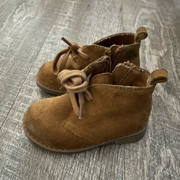 Gap boy shoes - Picture 1 of 2